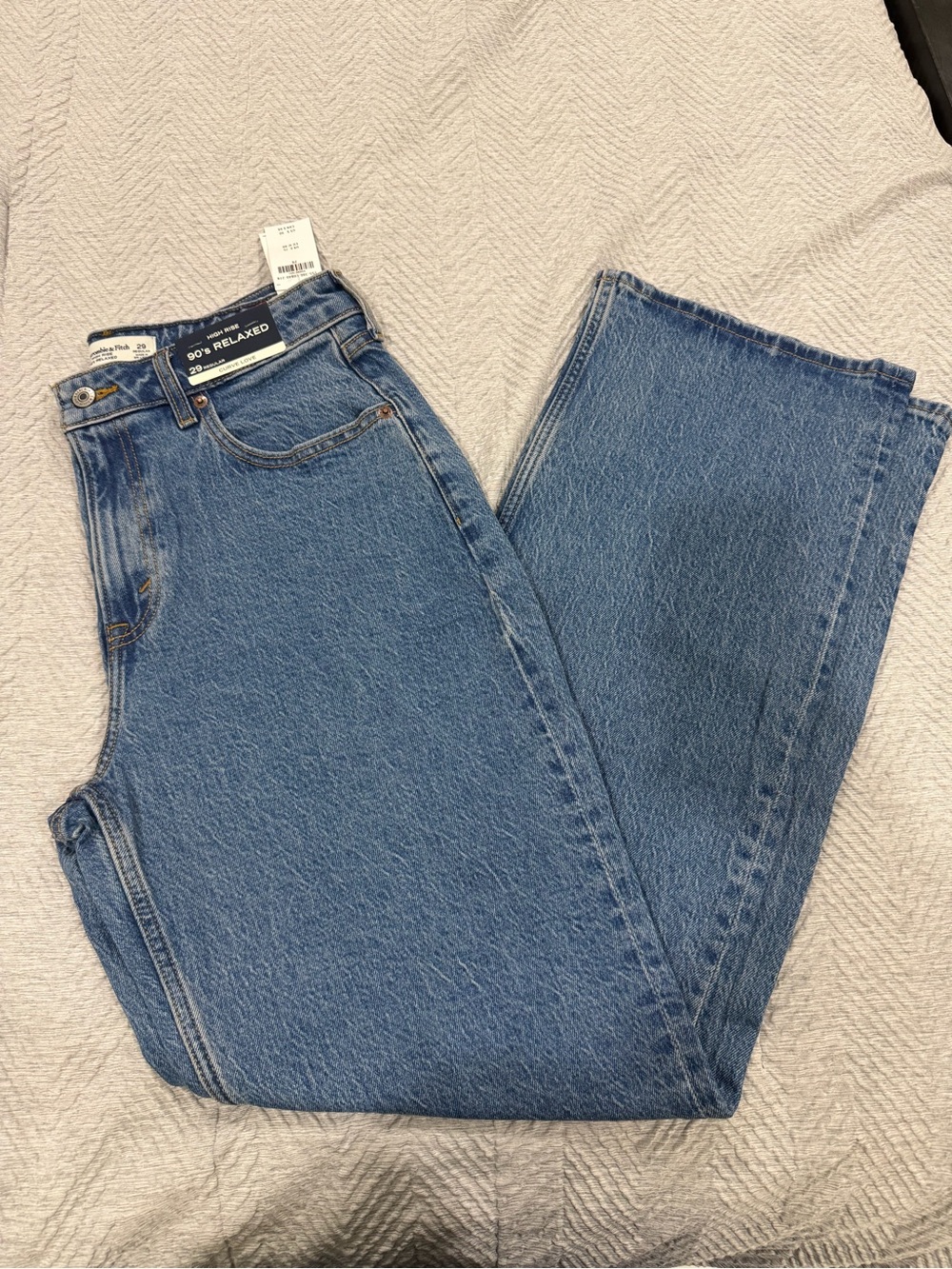 Abercrombie & Fitch Curve Love High Rise 90s Relaxed Jean